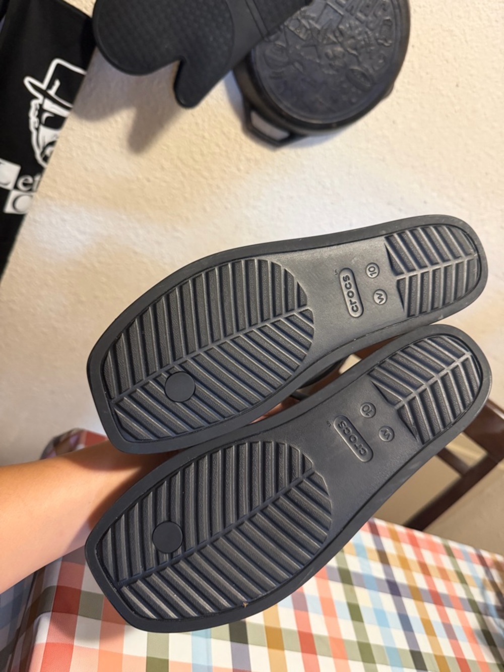 Crocs Miami Toe Loop Sandals - Picture 2 of 2